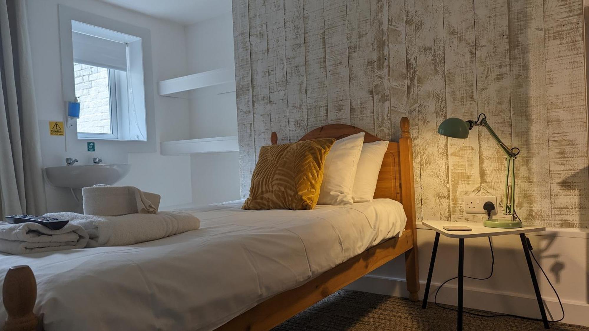 Dover Town Rooms - Short Lets & Serviced Accommodation - דובר מראה חיצוני תמונה